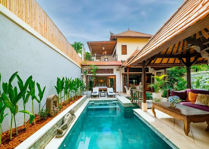 Leona Villa *